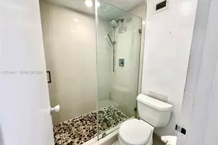 100 Lincoln Rd, Miami Beach, FL 33139 - Photo 7