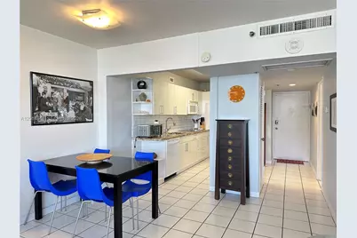 100 Lincoln Rd #1012, Miami Beach, FL 33139 - Photo 9