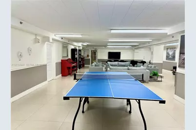100 Lincoln Rd #1012, Miami Beach, FL 33139 - Photo 33