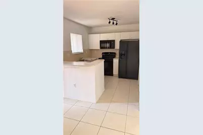 990 NE 33rd Ter #104, Homestead, FL 33033 - Photo 5