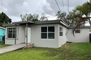 424 SW 12th Ave, Homestead, FL 33030 - Photo 1