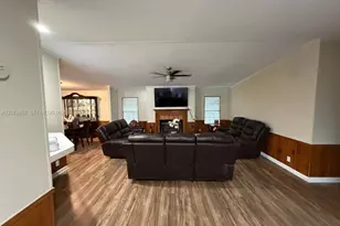 19800 SW 180th Ave, Miami, FL 33187 - Photo 11