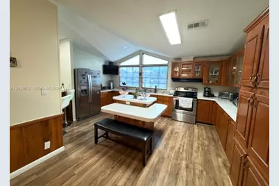 19800 SW 180th Ave Unit 105, Miami, FL 33187 - Photo 9