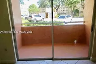 6045 NW 186th St, Hialeah, FL 33015 - Photo 15