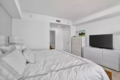 3330 NE 190th St #1817, Aventura, FL 33180 - Photo 33