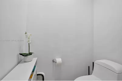 3330 NE 190th St #1817, Aventura, FL 33180 - Photo 33