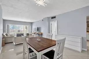 300 Bayview Dr, Sunny Isles Beach, FL 33160 - Photo 3