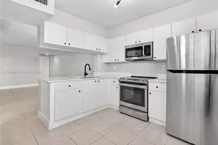 800 Independence Dr, Homestead, FL 33034 - Photo 5