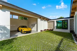 6716 San Vicente St, Coral Gables, FL 33146 - Photo 5