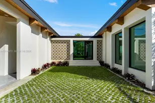6716 San Vicente St, Coral Gables, FL 33146 - Photo 7