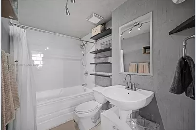 690 SW 1st Ct #1934, Miami, FL 33130 - Photo 17