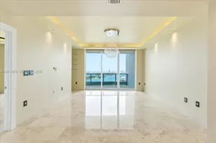 900 Biscayne Blvd, Miami, FL 33132 - Photo 5