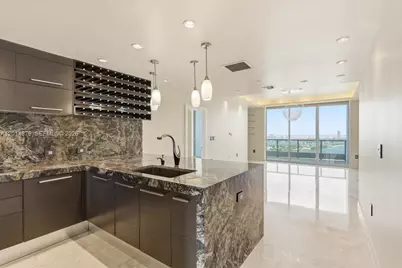 900 Biscayne Blvd #3709, Miami, FL 33132 - Photo 9