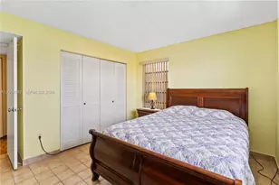 8530 Byron Ave, Miami Beach, FL 33141 - Photo 29