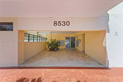 8530 Byron Ave #302, Miami Beach, FL 33141 - Photo 3