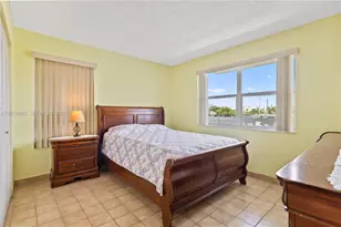 8530 Byron Ave, Miami Beach, FL 33141 - Photo 25