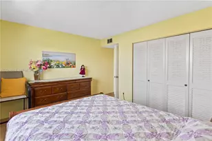 8530 Byron Ave, Miami Beach, FL 33141 - Photo 27