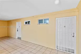 8530 Byron Ave, Miami Beach, FL 33141 - Photo 5