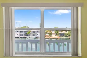 8530 Byron Ave, Miami Beach, FL 33141 - Photo 39