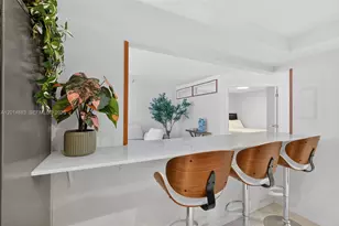 2401 Collins Ave, Miami Beach, FL 33140 - Photo 15