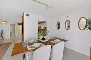 2401 Collins Ave, Miami Beach, FL 33140 - Photo 9