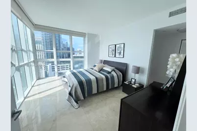 950 Brickell Bay Dr #2711, Miami, FL 33131 - Photo 5