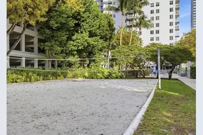 800 N Miami Ave #1210, Miami, FL 33136 - Photo 3