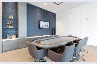 17111 Biscayne Blvd #PH2, North Miami Beach, FL 33160 - Photo 7