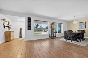 9341 SW 56th St, Cooper City, FL 33328 - Photo 11