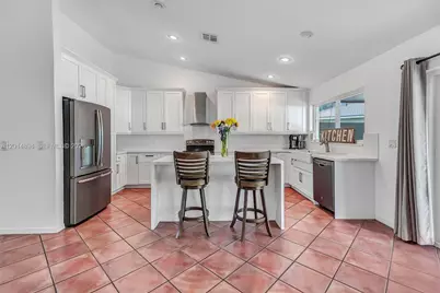 18168 SW 3rd St, Pembroke Pines, FL 33029 - Photo 3