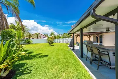 18168 SW 3rd St, Pembroke Pines, FL 33029 - Photo 33
