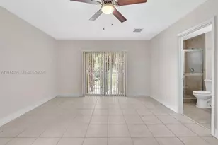 225 NW 14th Ave, Fort Lauderdale, FL 33311 - Photo 17