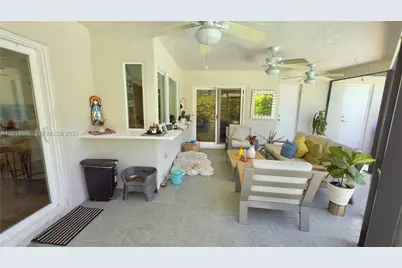 2411 NW 31st St, Boca Raton, FL 33431 - Photo 29