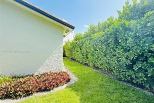 2411 NW 31st St, Boca Raton, FL 33431 - Photo 43