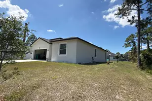 5020 Myrtlewood Rd, Labelle, FL 33935 - Photo 3