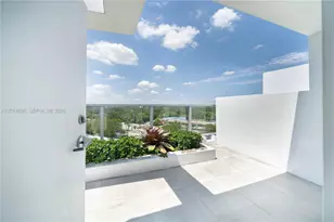 13800 Highland Dr, North Miami Beach, FL 33181 - Photo 25