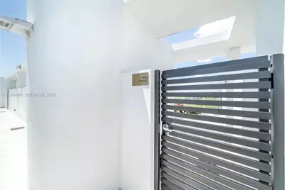 13800 Highland Dr #PH4, North Miami Beach, FL 33181 - Photo 33