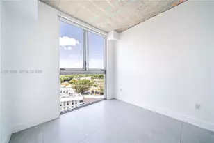13800 Highland Dr, North Miami Beach, FL 33181 - Photo 13