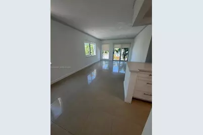 641 Espanola Way #14, Miami Beach, FL 33139 - Photo 5