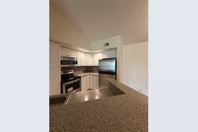 12950 Vista Isles Drive #423, Sunrise, FL 33325 - Photo 3