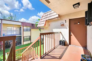 6535 W 26th Dr, Hialeah, FL 33016 - Photo 23