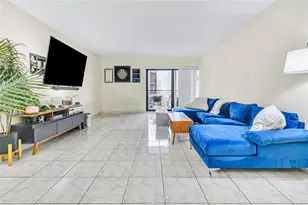 4040 N Hills Dr, Hollywood, FL 33021 - Photo 1
