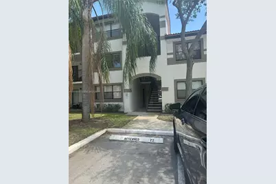 520 S Park Rd #16-12, Hollywood, FL 33021 - Photo 1