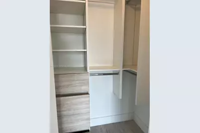 121 NE 34th St #1207, Miami, FL 33137 - Photo 3