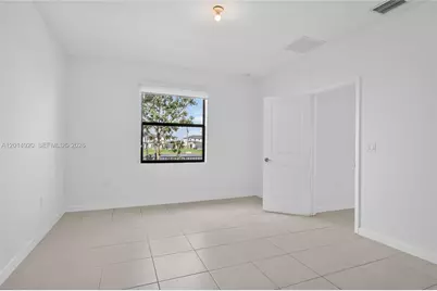 4981 Peacock Way, Dania Beach, FL 33312 - Photo 7