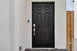 4981 Peacock Way, Dania Beach, FL 33312 - Photo 3