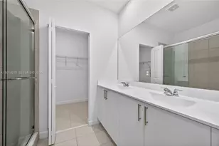4981 Peacock Way, Dania Beach, FL 33312 - Photo 9