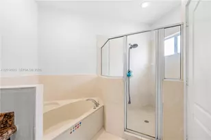 16528 SW 44th St, Miami, FL 33185 - Photo 43