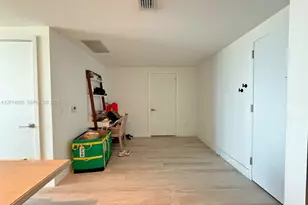 121 NE 34th St, Miami, FL 33137 - Photo 19