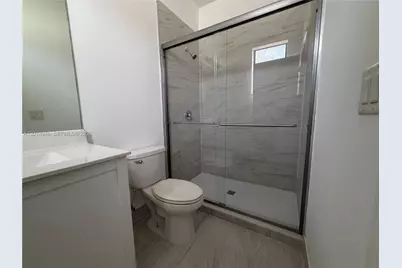 10606 W 33rd Way #10606, Hialeah, FL 33018 - Photo 21